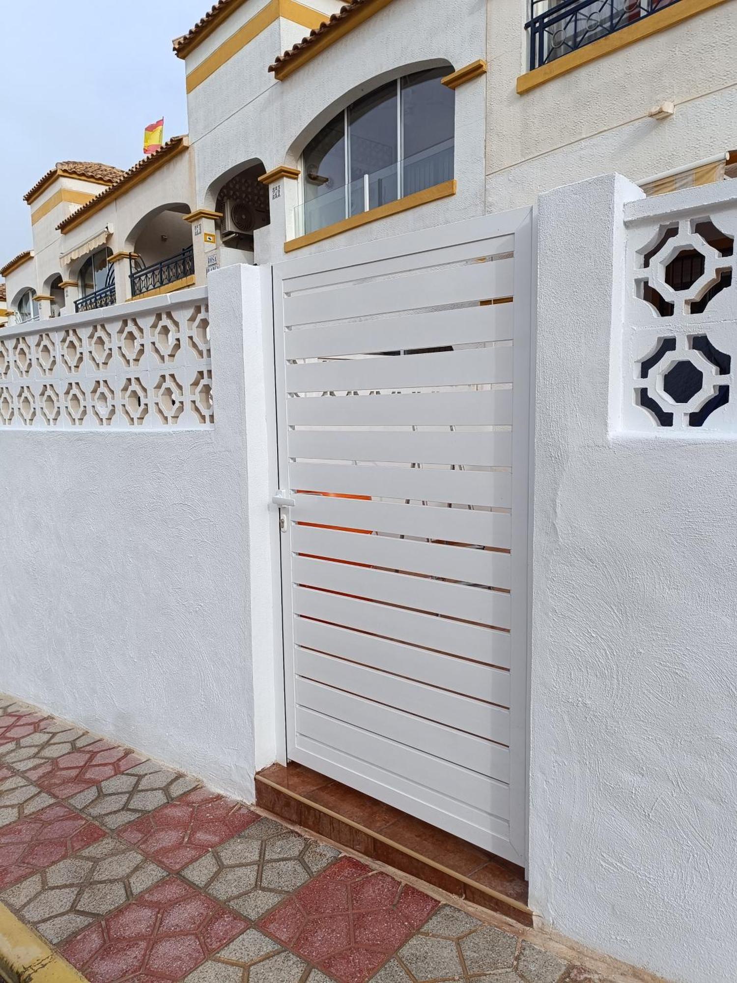 Alhambra Apartments กราน อาลากันต์ ภายนอก รูปภาพ