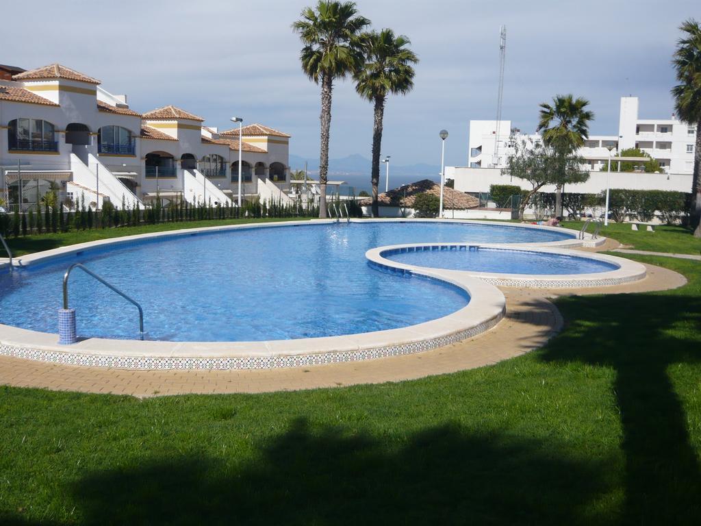 Alhambra Apartments กราน อาลากันต์ ภายนอก รูปภาพ